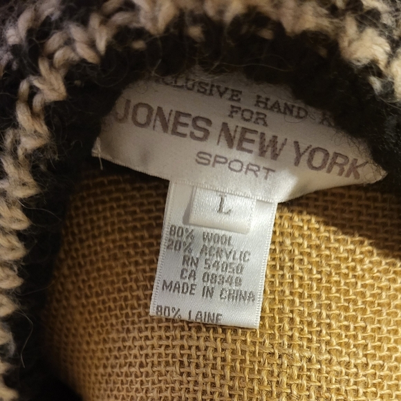 Jones New York Sport handknit large wool and acrylic sweater - Picture 6 of 6